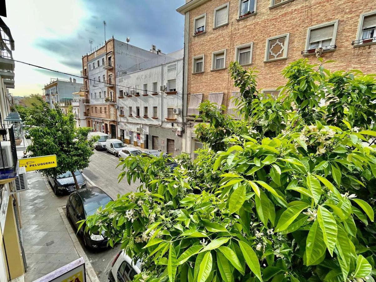 Hispalis Triana Sevilla Buitenkant foto